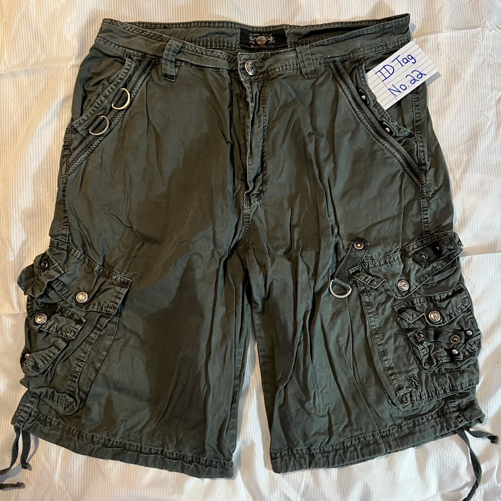 Lions Crest by English Laundry shorts sz34